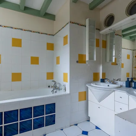 - Maison Trois Chambres - Ideal Pour Des En Famille Ou Entre Amis - Fr-1-319-130 * ארסשון